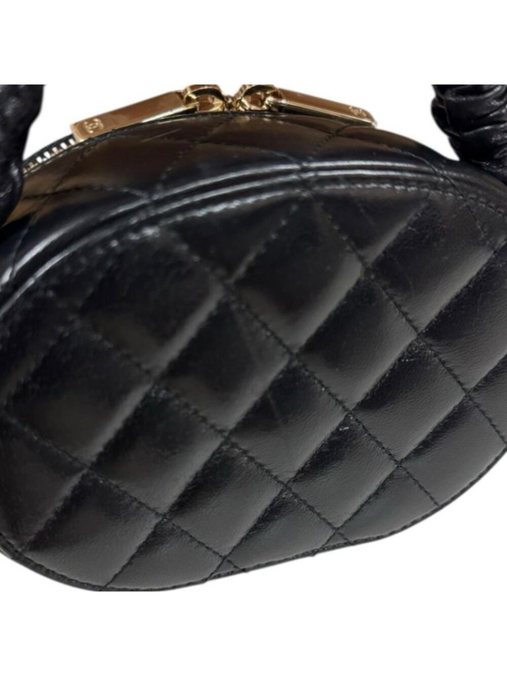★SOLD★ Chanel Vanity Bag Quilted Handbag Leather Black - Picture 9 of 10